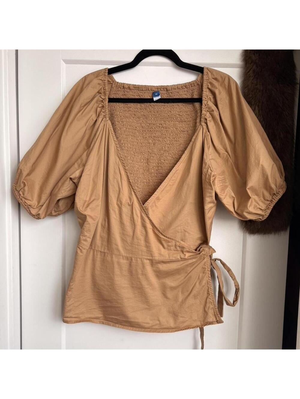 BOHO OLD NAVE WRAP TOP
